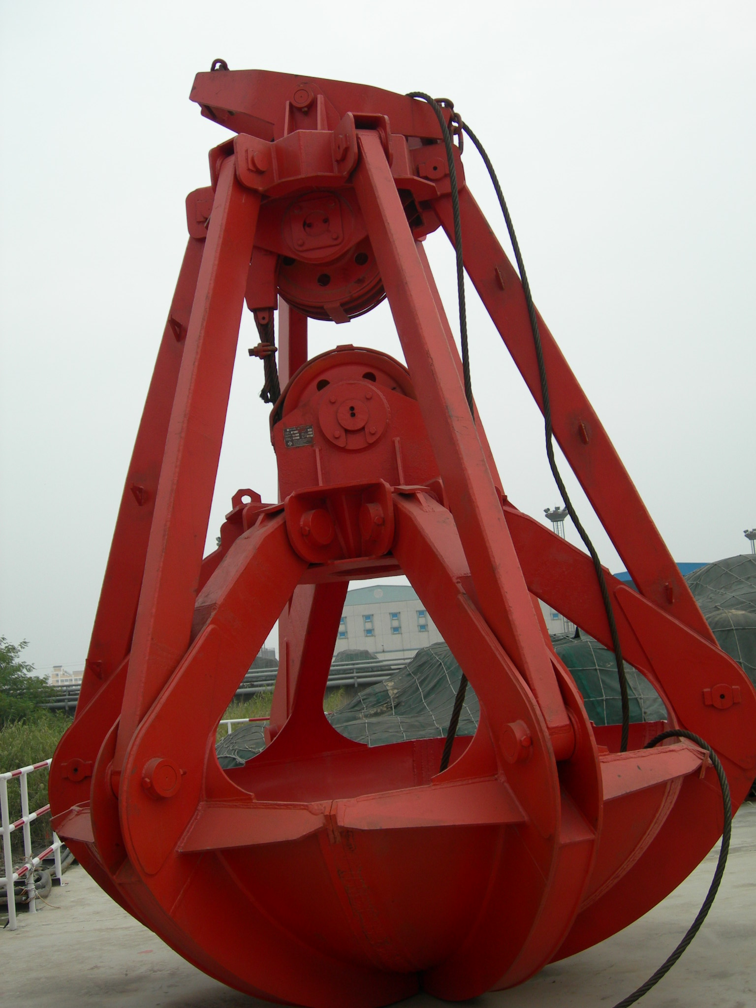 Four-Rope Mechanical Orange Peel Grab